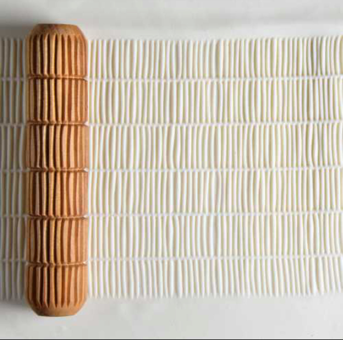 Layered Lines - 12cm Big Handle Roller