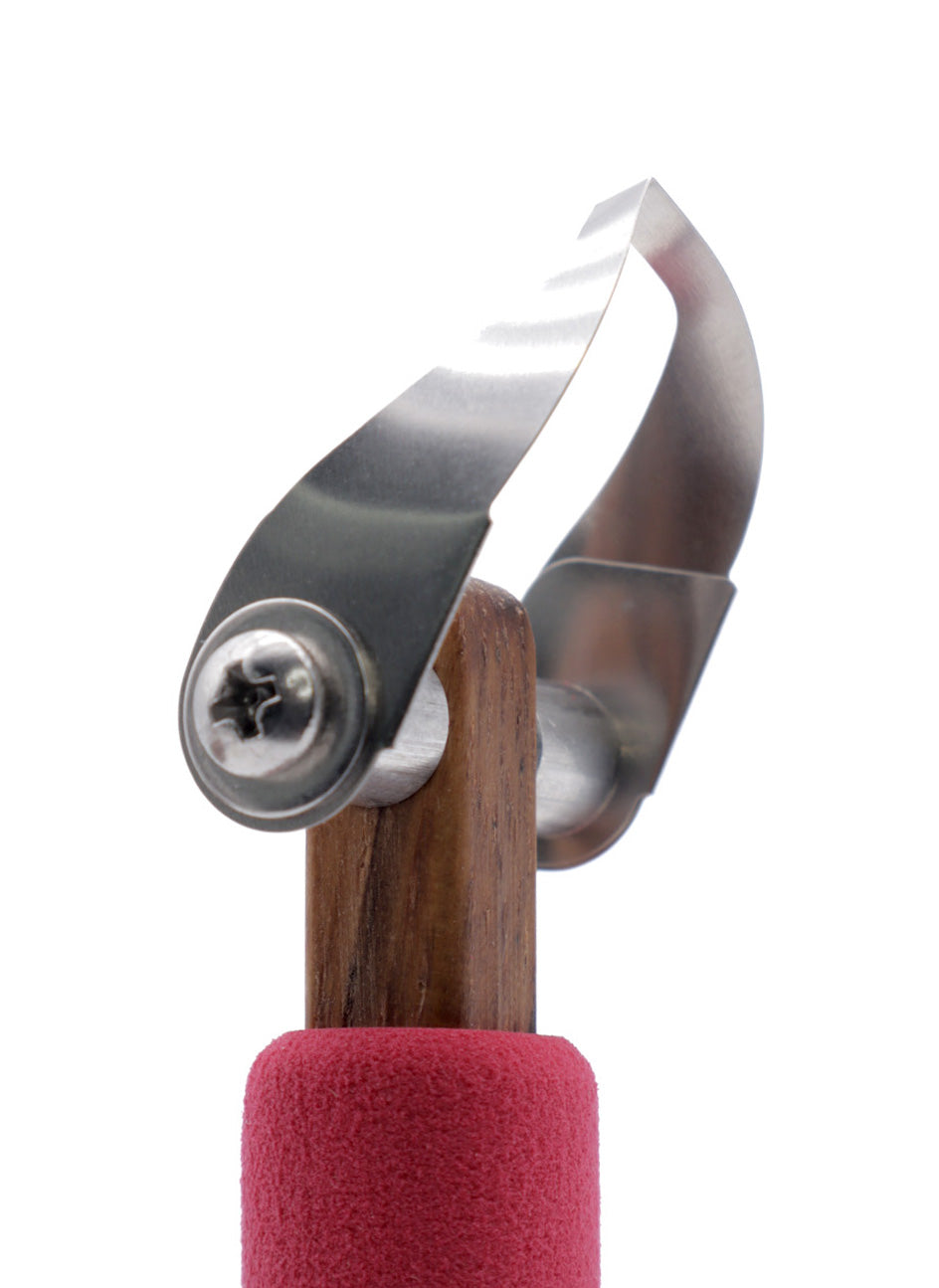 P11XW Curved Extra-Wide V Tip 18 mm Carving Tool