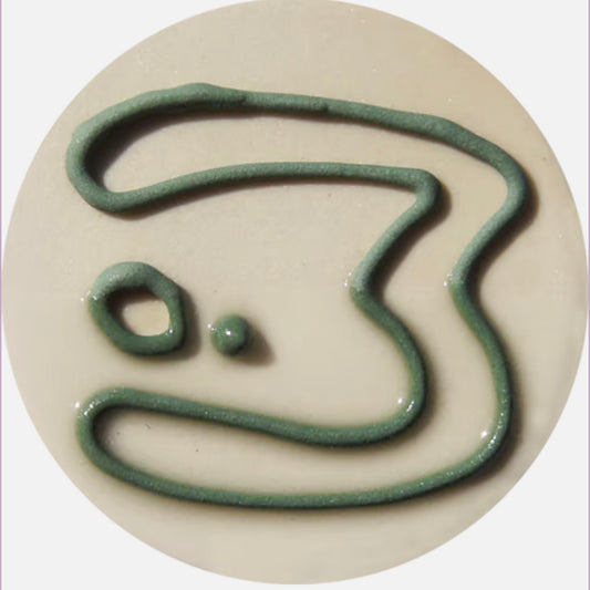 Green 3D Thin Trailing Glaze Cone 4-8