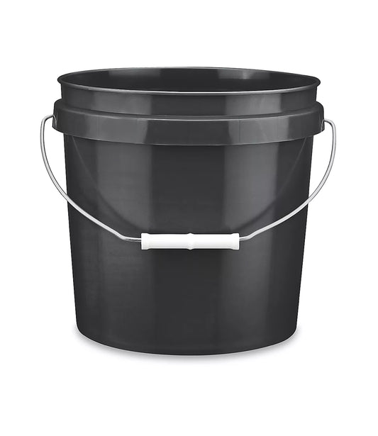 Black - 1 Gallon Plastic Bucket w/ Lid
