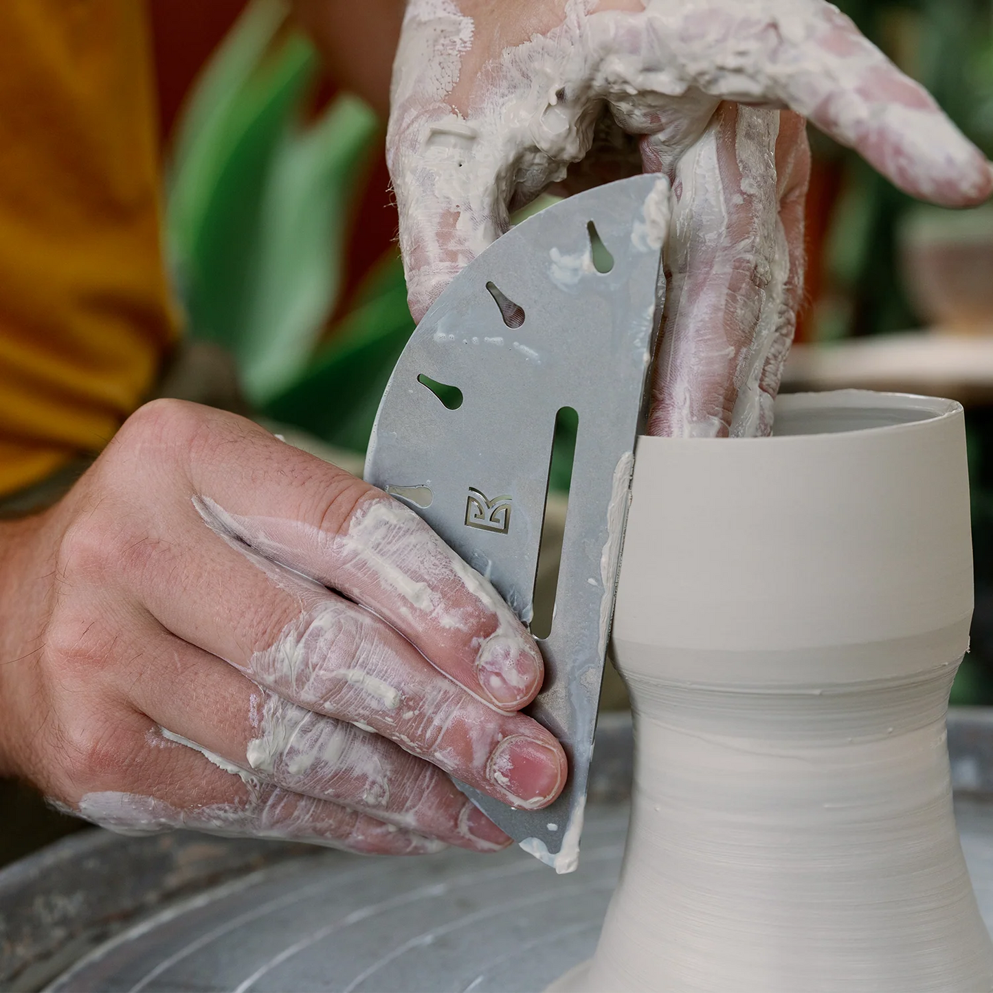 Large Arc Shaped Rigid Metal Rib