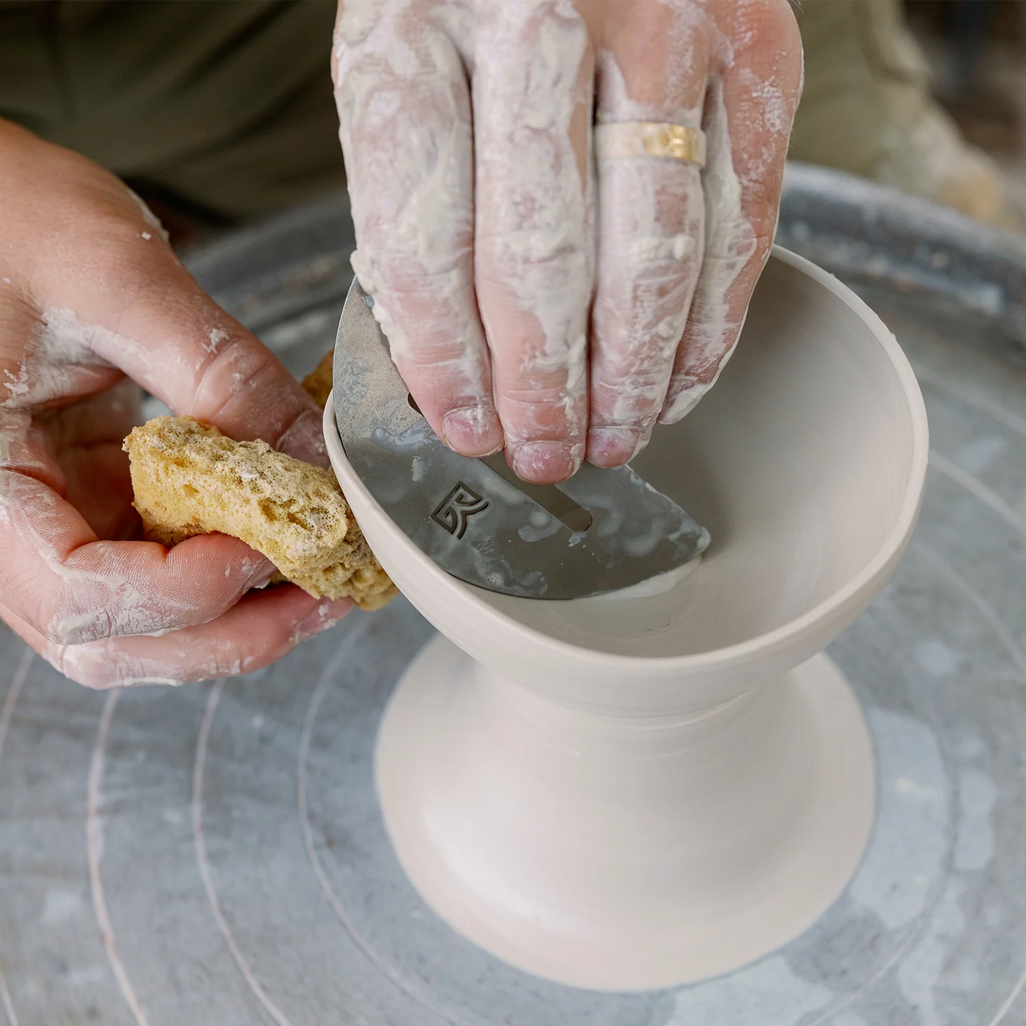 Small Arc Shaped Rigid Metal Rib