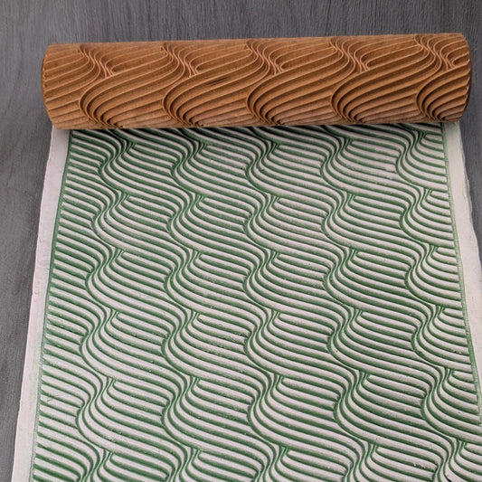 MR-1  “Waves” Roller